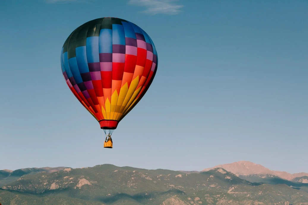 Combien de personnes dans une montgolfière